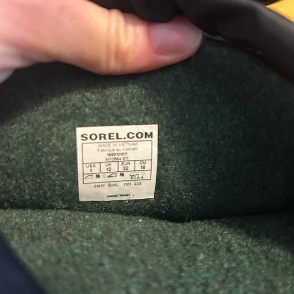 Sorel Kids' Black and Multicolor Snow Boots - Picture 6 of 6